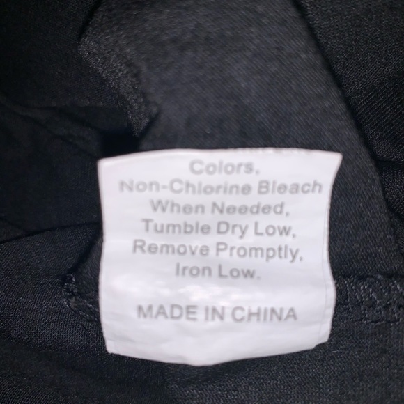 Shein bubblegum Mona Lisa Graphic Tee - Picture 4 of 4